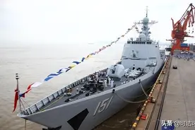 052C型驱逐舰，总计6艘，两大批次之间，为何隔了8年？图片