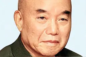 出自红二方面军的高级将领有萧克、王震、周士第、甘泗淇等人图片