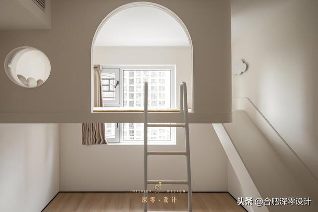 親子房設計三代同堂的125㎡，客廳無電視，兒童床在半空，好住好玩都集齊了