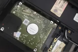 旧笔记本电脑还有啥用？拆下这些零配件，动动手就能变废为宝图片