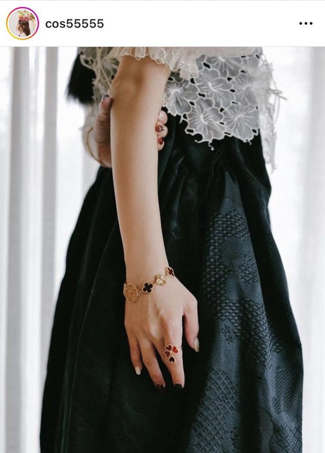 Ů��ʾ������ܼ�������ű������鱦��