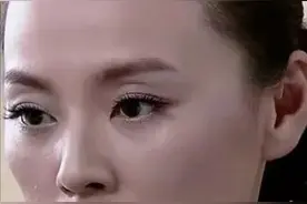 女星梁爱琪真俊图片