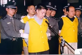 山东头号黑社会“涛哥”，徐宗涛：比狠，还有谁图片