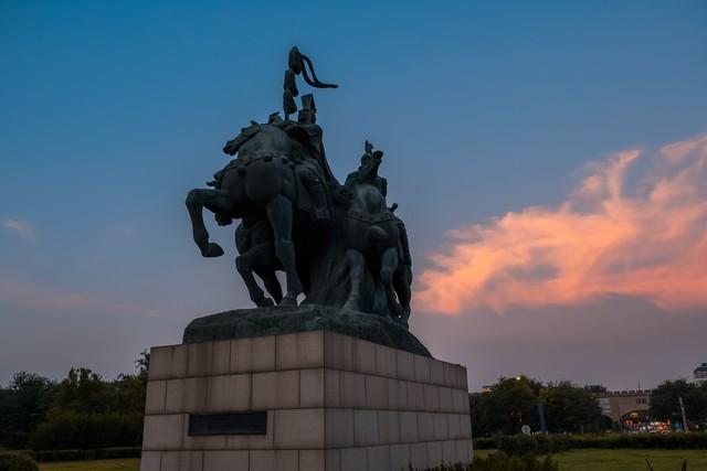 陆上丝绸之路的起点是什么（给全国网友普及一下丝路起点知识）