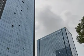 房产证到手发现土地还剩8年到期，广西防城港官方：我们弄错了图片