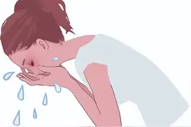 一到热天肌肤又干又油 中医支招养出“好面子”图片