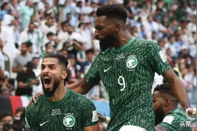 趣闻 | 价值700万人民币，沙特奖励男足球员每人一辆劳斯莱斯图片