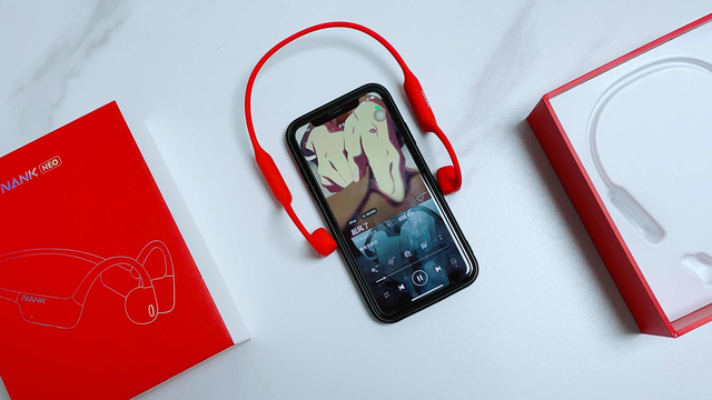 支持无线充电，15区分压佩戴更舒适，南卡NEO骨传导耳机体验