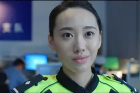 这7位娱乐圈“关系户”演员，既没颜值又没演技，看着就让人心塞图片