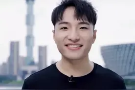 勾搭离异少妇、为高消费哄骗女子52万？一知名网红「软饭硬吃」图片