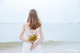 人过五十才明白，一个家庭真正的福气，是“家有好妻子”图片