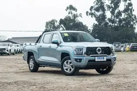 长城金刚炮：2.0T+四驱，车长超5米，顶配不到13万，真能装图片