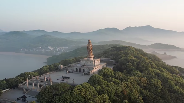 峨眉山导游词（这位佛教名山导游）