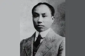 53年毛主席视察安庆，得知陈独秀儿子在砖厂工作，特批：给予照顾图片
