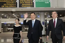 新任驻美大使谢锋，抵美履新图片