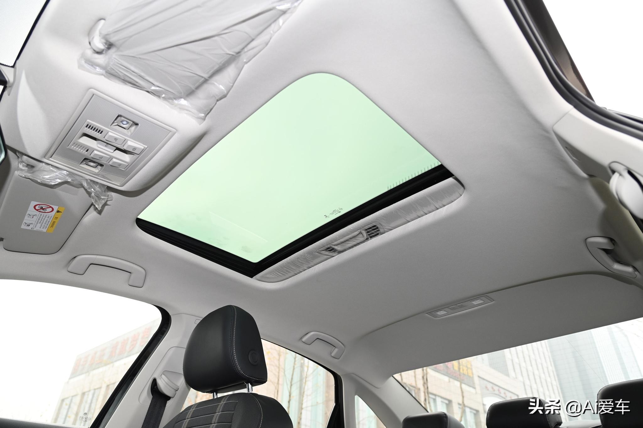 大众朗逸车质量怎么样_大众朗逸紧凑型轿车评测_大众朗逸2022款1.5L自动视野版