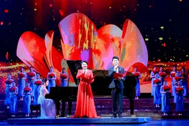 精彩文化盛宴 第八届江西艺术节优秀成果展演在南昌举行图片