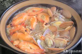 快过年了，餐桌少不了海鲜大餐，教你一道做法，出锅汤汁都喝光图片