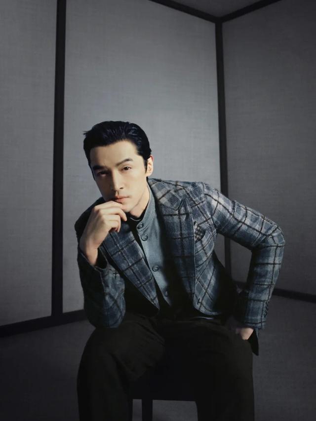 年过30的男士,多看看胡歌的穿搭,这些风格高级有男人味