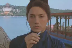逃犯男扮女装，两次嫁人还“生”了儿子，却因和妯娌打架暴露身份图片