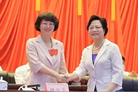 广西审计厅原厅长眭国华履新广西工商联主席图片