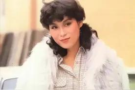 90年代的迷之审美，明明“歪瓜裂枣”，却被夸成天仙的7位女星！图片