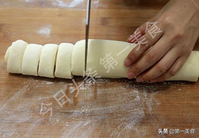 我家从来不买面包，6种自制小面包，比外面买的还好吃，蓬松暄软