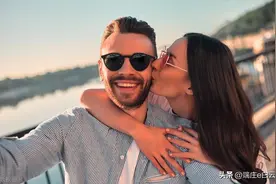 女人忍不住亲吻以下三处，是爱你入骨了图片