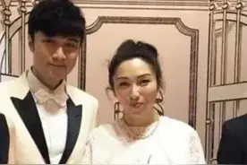 古巨基老婆五十多岁怀孕，刘嘉玲听说后，好奇的去询问图片