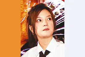 消失19个月后，再看赵薇如今的“处境”，玩火自焚终将自食恶果图片