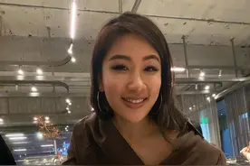 中国台湾女歌手刘明湘图片