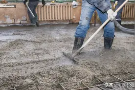 农村盖房，“混凝土”最好一天湿水保养几次？资深建筑师来告诉你图片