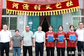 从小学到高中，三姐妹花一起考上同一所大学图片