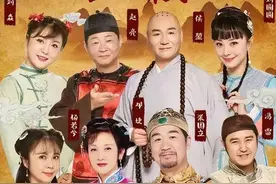 53岁三德子近况，娶小15岁名模当老婆，如今隐居山林靠养鸡致富图片