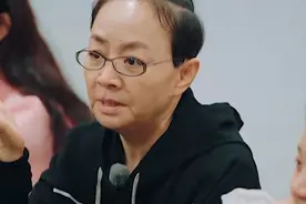 艾小羊：宋丹丹，终于黑红图片