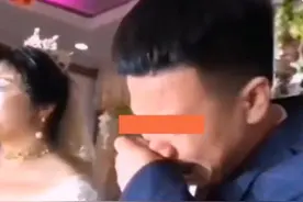 陕西：一男子抛下父母做上门女婿，结婚当天痛哭流涕图片