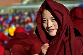 四川尼姑庵：2万女子在此修行，庵中有一特殊规定：晚上禁止购物图片