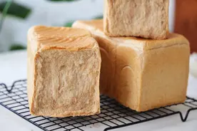 为了早晨多睡一会儿懒觉，这个营养早餐吐司要学会，真的太方便了图片