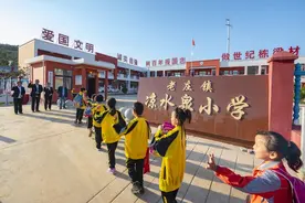 乡镇补贴猛涨，农村教师迎来好时代，表示将扎根乡村图片