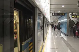 千元电子笔遗失在地铁怎么办？民警帮忙迅速找回图片