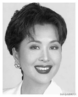 “滥情导演”尤小刚：搅乱两池春水，又拂手而去，现任小他30岁