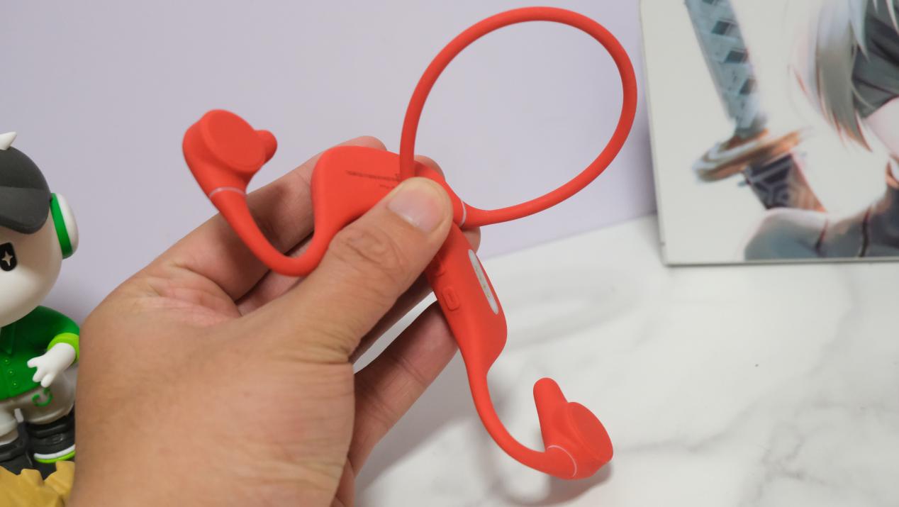 南卡Runner Pro 4，旗舰级骨传导耳机满载黑科技