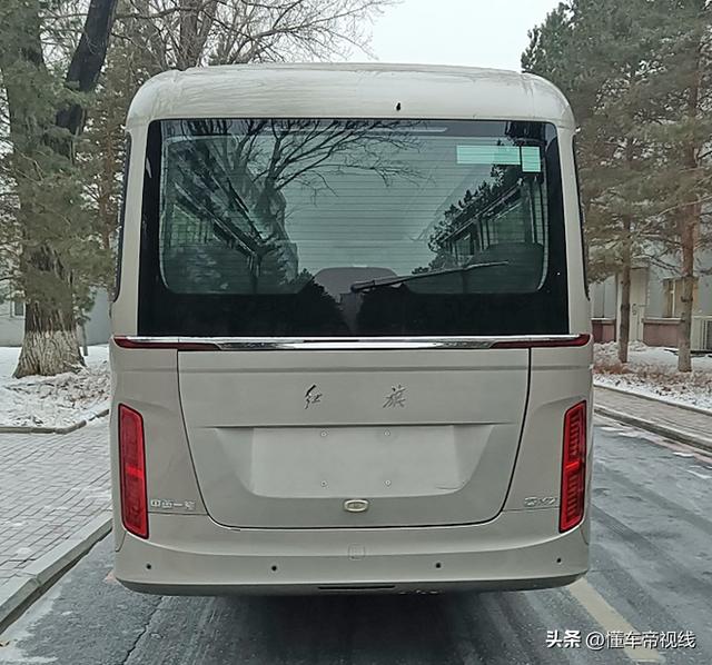 新车 | 丰田“考斯特”/宇通T7同级 17-23座 3.0T动力 曝红旗中巴谍照