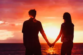 情人之间，有缘自会相逢！（很暖心）图片