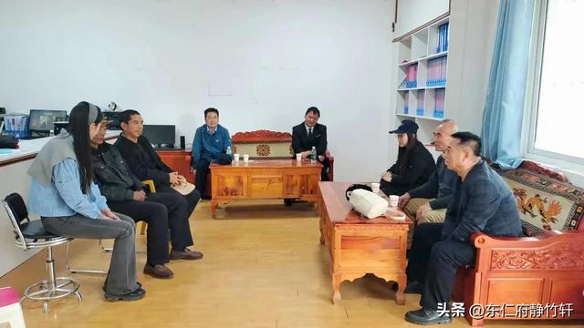 西藏昌都洛隆硕督古镇 文/李景宁