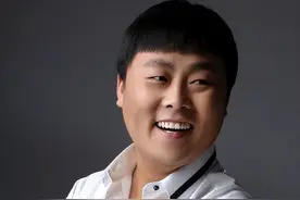 刘大成：星光大道走出的农村冠军，成名前和妻子的许诺，兑现了么图片
