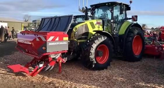 凯斯和纽荷兰农业机械展