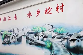 “中国第一蛇村”：300万条蛇与人同吃同住，蛇王靠它年收入千万图片