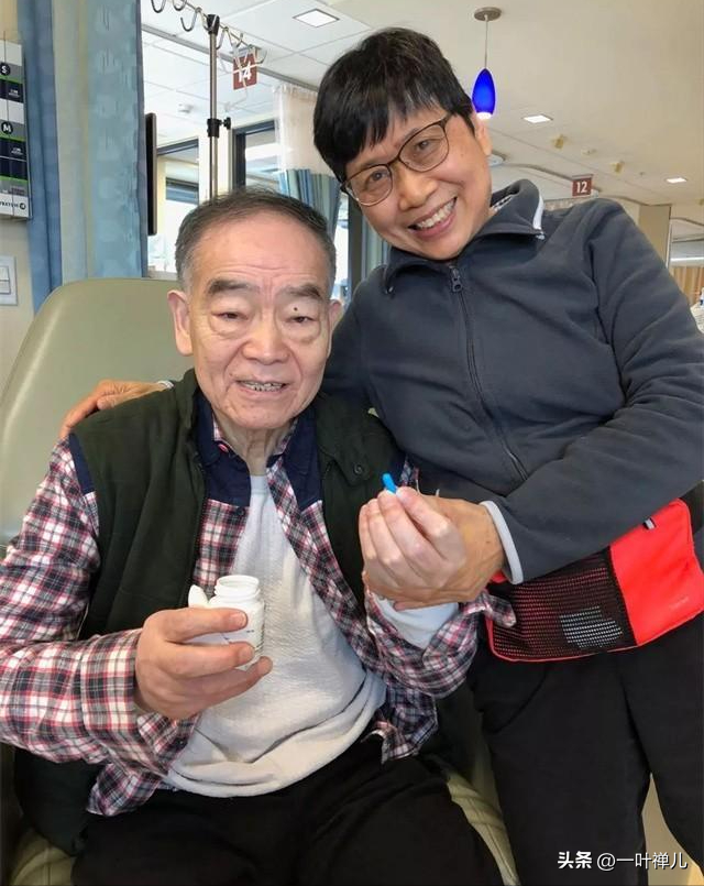 72岁肿瘤专家：赴美抗癌两年离世，临终前的2个“后悔”引人深思