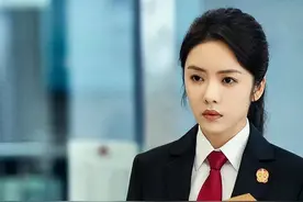 《底线》揭开现实的残酷性，播出14集，4个小人物就不幸死亡图片